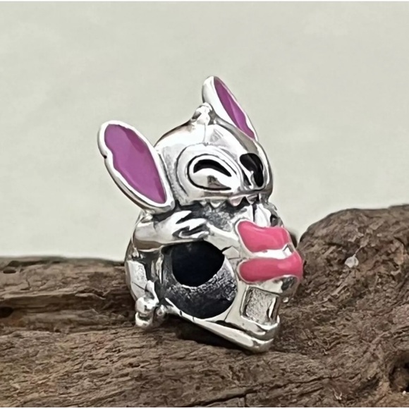 NWOT Authentic Pandora #793189C01 Disney Stitch Birthday Cake Charm - Picture 1 of 4